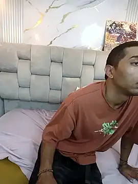 Pokazy przed kamerką – Annyeli