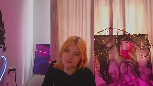 DorisHall's Webcam Show