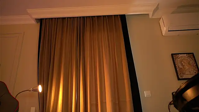 Your_Nicolett: απευθείας συνομιλία ΧΧΧ