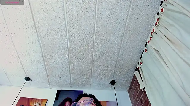 kyliejenner_hot's Live XXX Chat