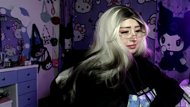 lussyevans24's Live XXX Chat