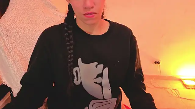 daniela_rivasthlのライブXXXチャット