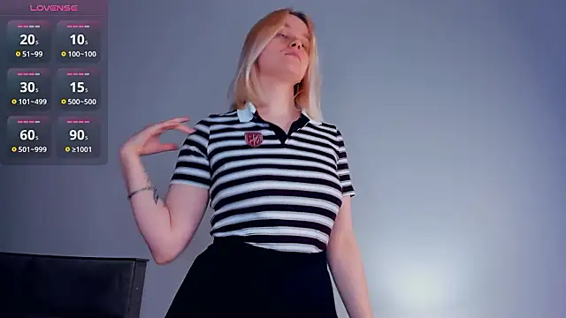 AveIinaStromain's Live XXX Chat