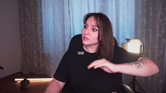 Czat XXX na żywo – Hoot_owl_cb