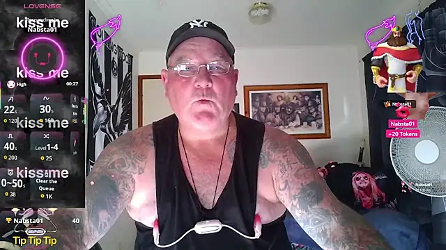 Czat XXX na żywo – KINKYBLUEYES69