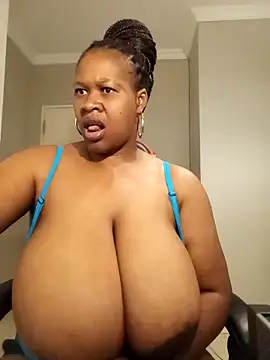 bustylisa1983's Live XXX Chat