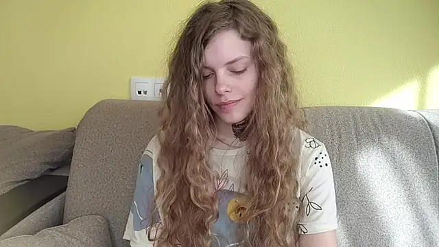 Czat XXX na żywo – RayaNenlia