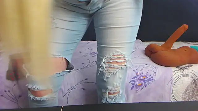 Czat XXX na żywo – Playful_Goldie_WOW__