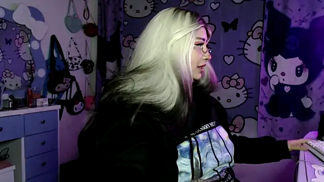 Chat XXX en directo de lussyevans24