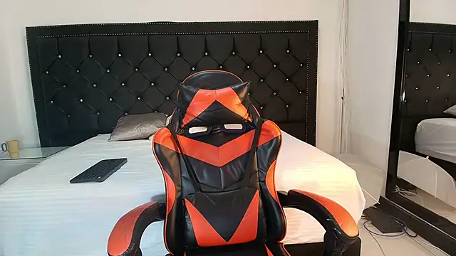 NohaDrake Live XXX-chat