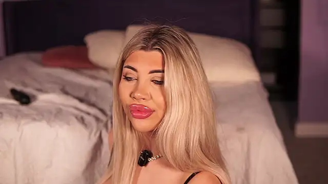 Monique_Celeste's Live XXX Chat