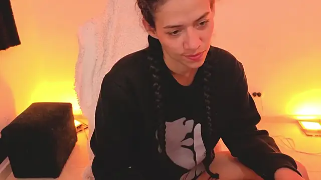 daniela_rivasthl: απευθείας συνομιλία ΧΧΧ