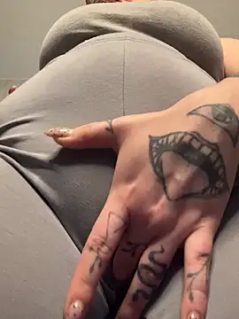 Chat XXX en directo de KellyMoors