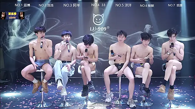 MS-180- Live XXX-chat