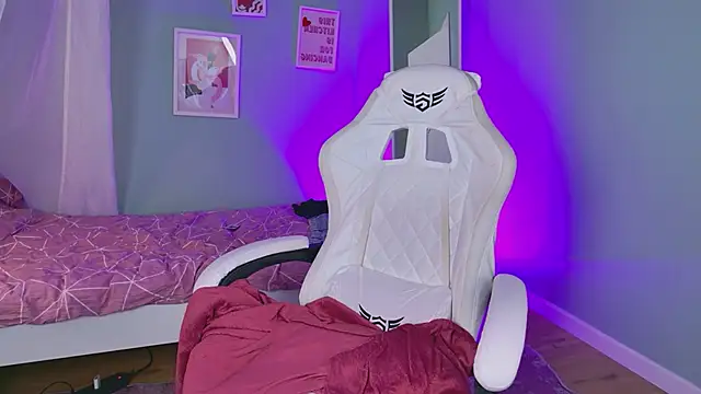 AvaSun Adlı Modelin Canlı XXX Sohbeti