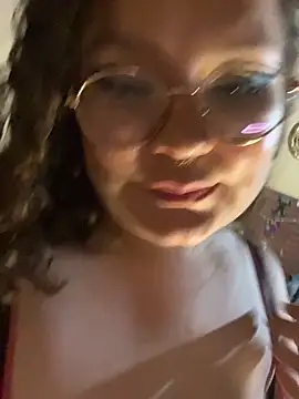 دردشة SecsiMoon الجنسية المباشرة