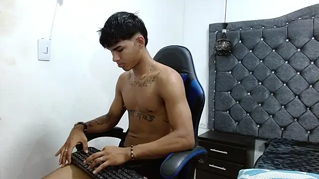 luka_big18 Live XXX-Chat