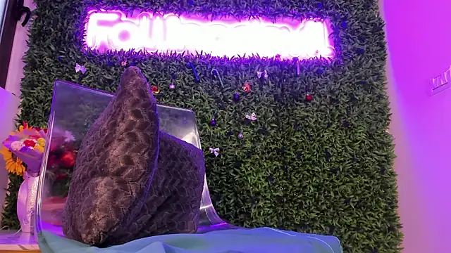 realhotfallingdevil Chat XXX live