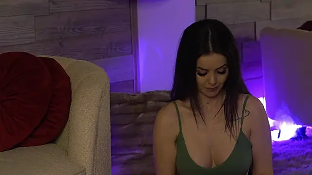 SeductiveMom's Live XXX Chat