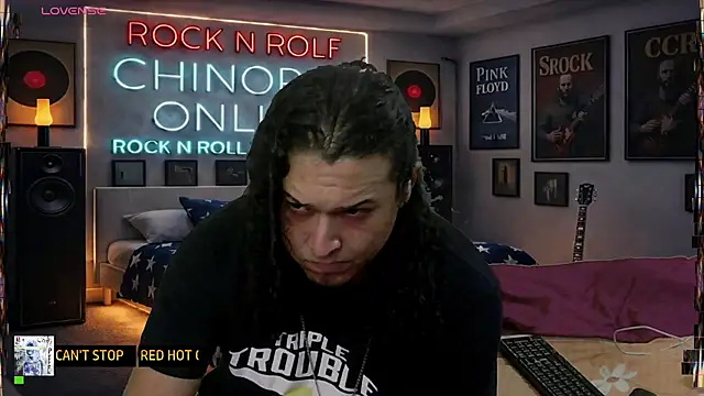 chino_roz Adlı Modelin Canlı XXX Sohbeti