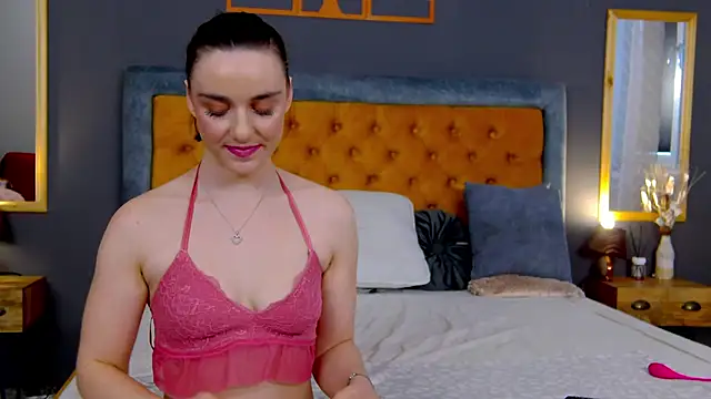 Jessica_White_ Chat XXX live