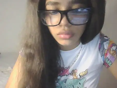 VictoriaSkinny Chat XXX live