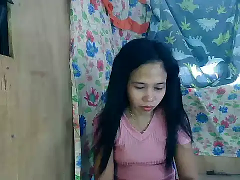 دردشة PinaySkinnyGirl الجنسية المباشرة