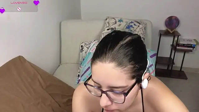 دردشة blue__moon_ الجنسية المباشرة