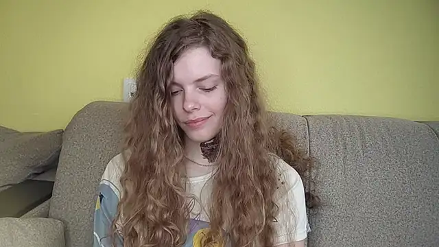 RayaNenlia – Naživo XXX chat