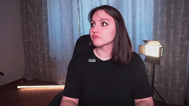 Hoot_owl_cb's Live XXX Chat