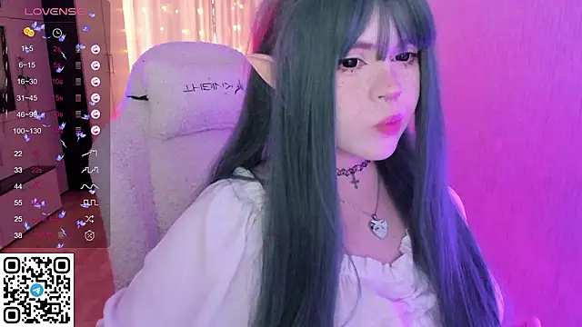 SelenaCute's Live XXX Chat