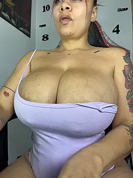 แชท XXX สดของ miapichxs