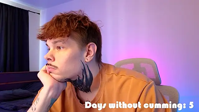 DENIS_HERE's Live XXX Chat