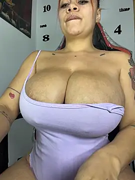 Онлайн чат XXX miapichxs