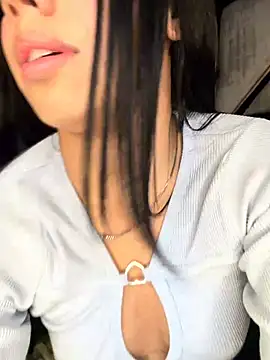 Laura-Khalifa Adlı Modelin Web Kamerası Şovu