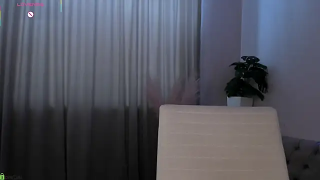 Aria_Mila – Live XXX-chat