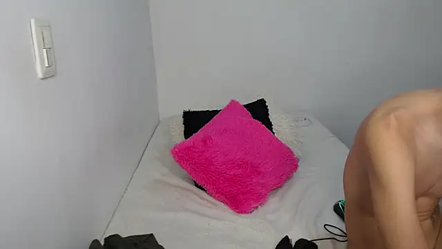 Czat XXX na żywo – Rimuru17