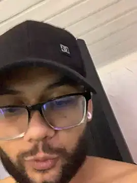 Czat XXX na żywo – KyleJoss30