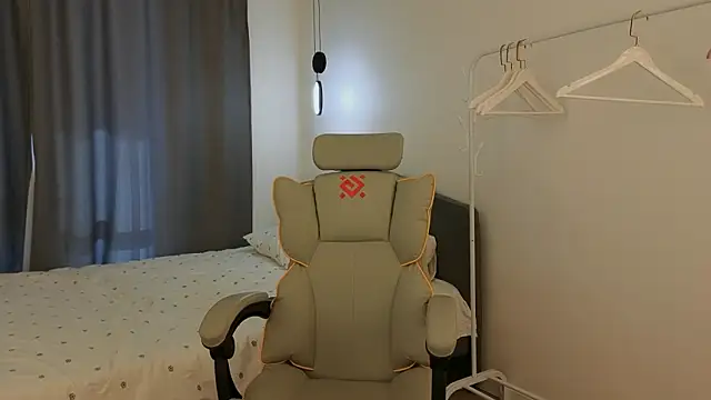 yourrdanceteacher's Live XXX Chat