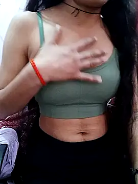 Khushi-Star Chat XXX in diretta