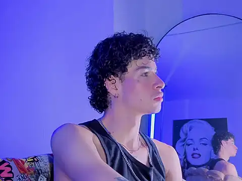 แชท XXX สดของ nova_salvatore