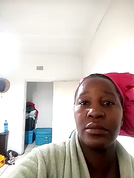 sluttylaura21's Live XXX Chat