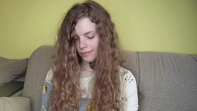 Chat XXX en directo de RayaNenlia