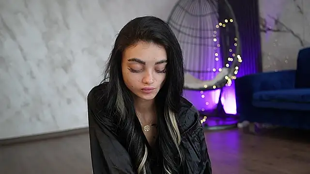 RachelRaveeのライブXXXチャット