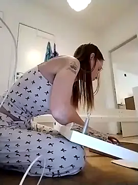 دردشة jannis1992 الجنسية المباشرة