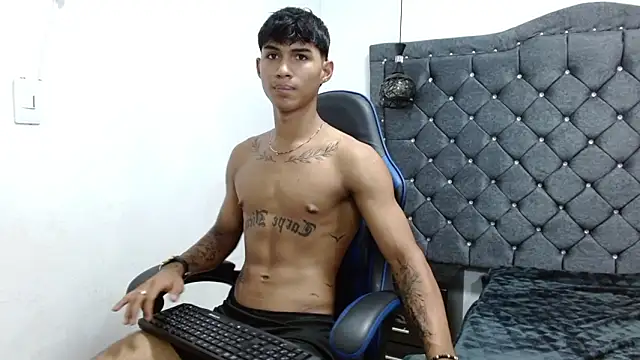 Chat XXX Live luka_big18