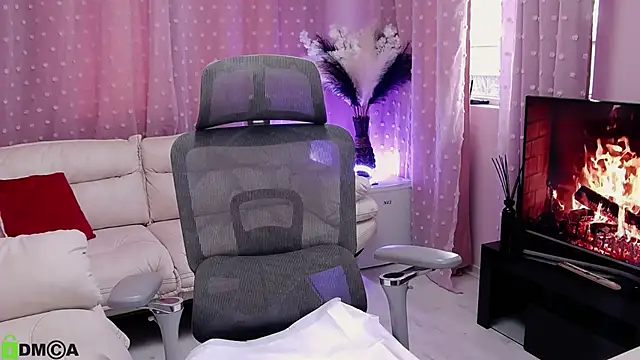 CarrieLoveX: διαδικτυακό σόου στην κάμερα