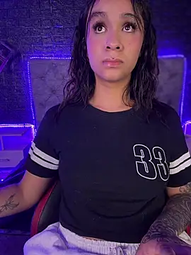 دردشة Isabella-Teen الجنسية المباشرة