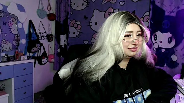 lussyevans24's Live XXX Chat