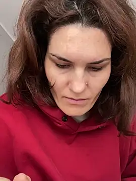 Ms-Lust1- Chat XXX in diretta